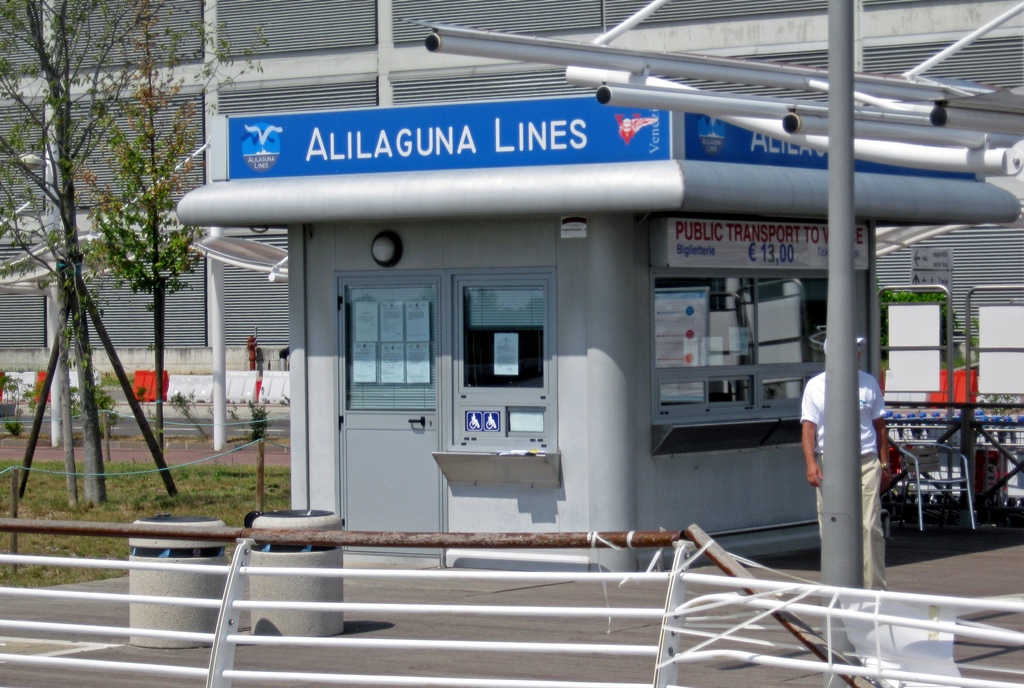 Alilaguna Ticket Booth